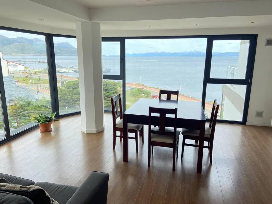 Apartamento Entero In Patagonia อูซัวยา ภายนอก รูปภาพ